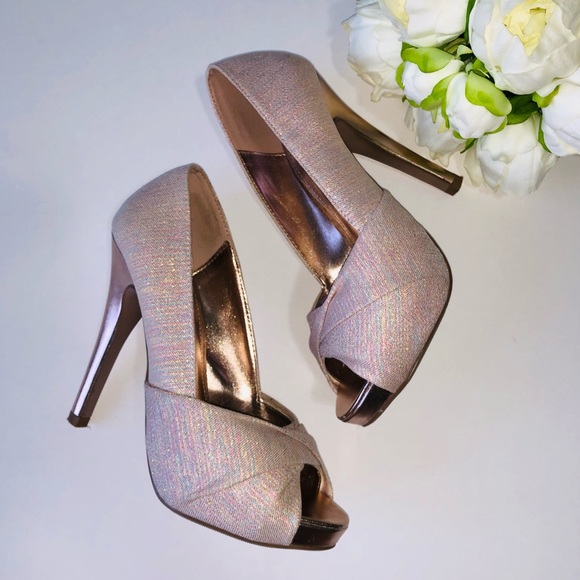 "Call it spring" beautiful pumps heels 🌷 - Picture 3 of 17